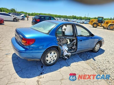 Trzecie zdjęcie samochodu z tyłu: 2002 SATURN SL1 VIN:1G8ZH54872Z259400 - miniatura
