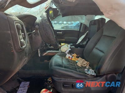 Zdjęcie 7 z 12 samochodu: 2021 CHEVROLET SILVERADO K1500 RST VIN:3GCUYEET8MG330772 - miniatura