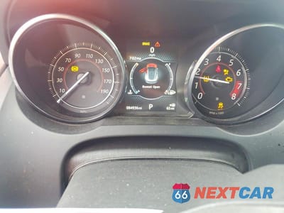 Zdjęcie 9 z 12 samochodu: 2016 JAGUAR F-TYPE VIN:SAJWA6AT3G8K22662 - miniatura