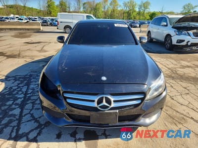 Piąte zdjęcie samochodu w środku: 2016 MERCEDES-BENZ C 450 4MATIC AMG VIN:55SWF6EB9GU124896 - miniatura
