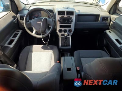 Zdjęcie 8 z 12 samochodu: 2008 JEEP PATRIOT SPORT VIN:1J8FT28W38D703904 - miniatura