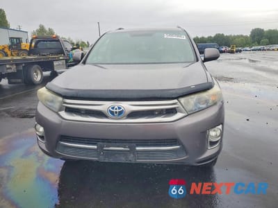 Piąte zdjęcie samochodu w środku: 2011 TOYOTA HIGHLANDER HYBRID VIN:JTEBC3EH1B2003251 - miniatura