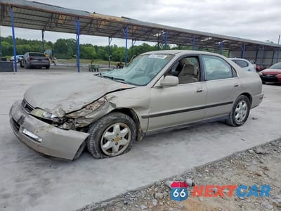 1996 HONDA ACCORD LX 1HGCD5639TA020117 - główne zdjęcie licytacji z USA - miniatura