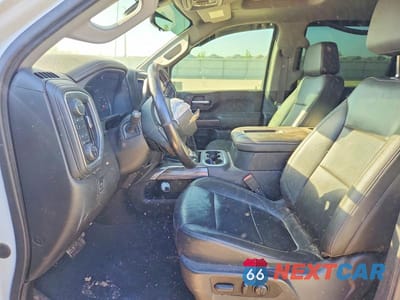 Piąte zdjęcie samochodu w środku: 2022 CHEVROLET SILVERADO K3500 LTZ VIN:1GC4YUEY6NF172036 - miniatura