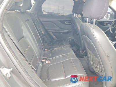 Zdjęcie 10 z 12 samochodu: 2019 JAGUAR F-PACE PRESTIGE VIN:SADCK2GX8KA609232 - miniatura