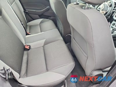 Zdjęcie 10 z 12 samochodu: 2013 FORD FOCUS SE VIN:1FADP3F21DL305704 - miniatura