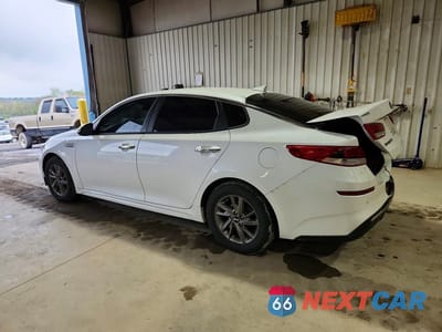 Drugie zdjęcie samochodu z przodu: 2019 KIA OPTIMA LX VIN:5XXGT4L34KG349084 - miniatura