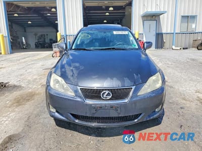 Piąte zdjęcie samochodu w środku: 2006 LEXUS IS 250 VIN:JTHBK262562019453 - miniatura