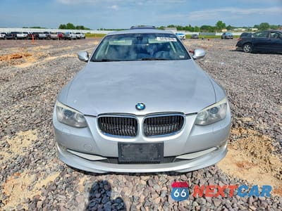 Piąte zdjęcie samochodu w środku: 2011 BMW 335 XI VIN:WBAKF9C53BE619360 - miniatura