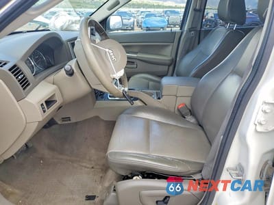 Zdjęcie 7 z 12 samochodu: 2008 JEEP GRAND CHEROKEE VIN:1J8GR48K38C152732 - miniatura