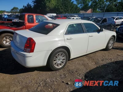 Trzecie zdjęcie samochodu z tyłu: 2008 CHRYSLER 300 TOURING VIN:2C3KA53GX8H269159 - miniatura