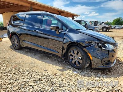 Czwarte zdjęcie samochodu z boku: 2020 CHRYSLER PACIFICA HYBRID LIMITED VIN:2C4RC1N74LR261426 - miniatura