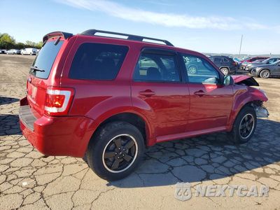Trzecie zdjęcie samochodu z tyłu: 2010 FORD ESCAPE XLT VIN:1FMCU0D79AKC46894 - miniatura