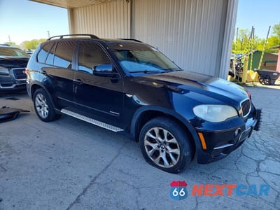Czwarte zdjęcie samochodu z boku: 2012 BMW X5 XDRIVE35I VIN:5UXZV4C59CL752675 - miniatura