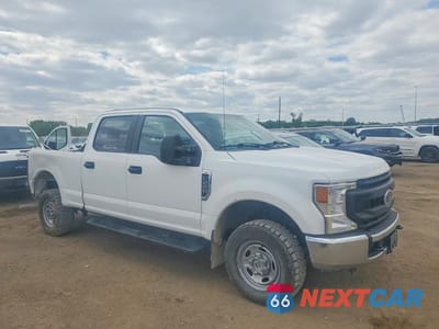 Czwarte zdjęcie samochodu z boku: 2021 FORD F250 SUPER DUTY VIN:1FT7W2B63MED72130 - miniatura
