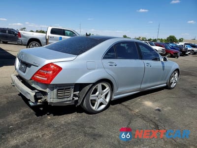 Trzecie zdjęcie samochodu z tyłu: 2007 MERCEDES-BENZ S 550 4MATIC VIN:WDDNG86X47A147808 - miniatura