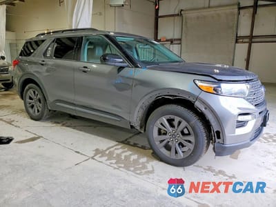 Czwarte zdjęcie samochodu z boku: 2022 FORD EXPLORER XLT VIN:1FMSK8DH2NGC49816 - miniatura