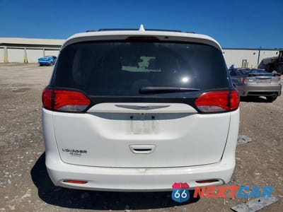 Zdjęcie 6 z 13 samochodu: 2020 CHRYSLER VOYAGER LXI VIN:2C4RC1DG2LR156823 - miniatura