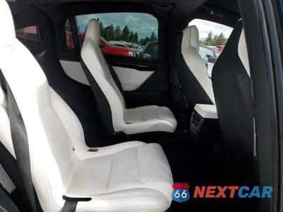 Zdjęcie 11 z 13 samochodu: 2018 TESLA MODEL X VIN:5YJXCBE23JF136198 - miniatura