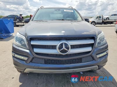 Piąte zdjęcie samochodu w środku: 2013 MERCEDES-BENZ GL 350 BLUETEC VIN:4JGDF2EE7DA211515 - miniatura
