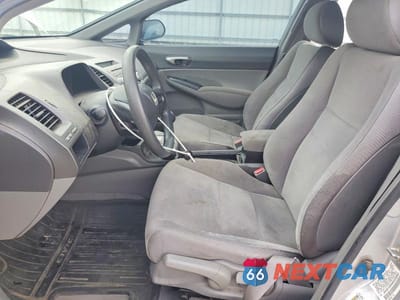 Zdjęcie 7 z 12 samochodu: 2008 HONDA CIVIC LX VIN:2HGFA16588H335984 - miniatura