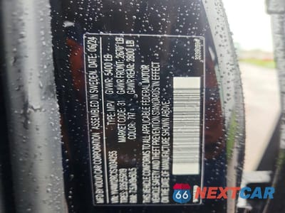 Zdjęcie 12 z 12 samochodu: 2025 VOLVO XC60 PLUS VIN:YV4M12RC1S1034255 - miniatura