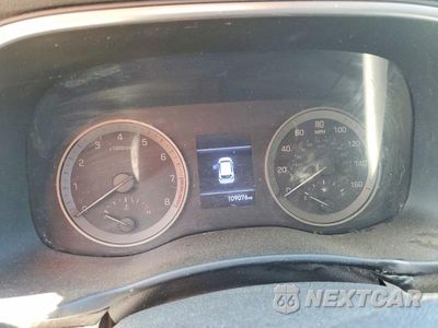 Zdjęcie 9 z 13 samochodu: 2019 HYUNDAI TUCSON SE VIN:KM8J2CA45KU919064 - miniatura