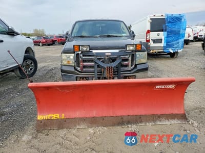 Piąte zdjęcie samochodu w środku: 2005 FORD F250 SUPER DUTY VIN:1FTSW21595EA19377 - miniatura