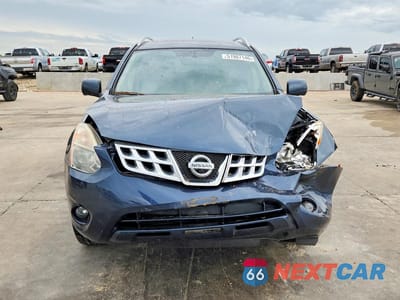 Piąte zdjęcie samochodu w środku: 2013 NISSAN ROGUE VIN:JN8AS5MT2DW005661 - miniatura