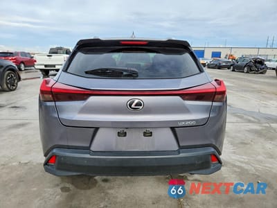 Zdjęcie 6 z 13 samochodu: 2019 LEXUS UX 200 VIN:JTHY3JBH8K2017671 - miniatura