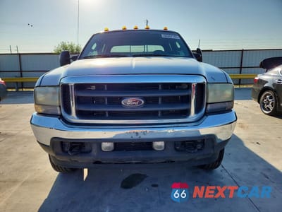 Piąte zdjęcie samochodu w środku: 2004 FORD F350 SUPER DUTY VIN:1FTWW33PX4ED89547 - miniatura