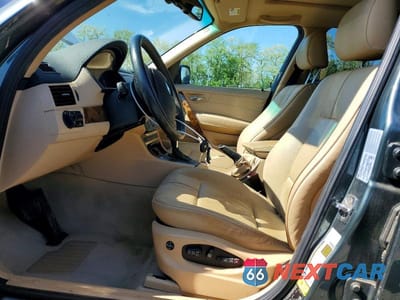 Zdjęcie 7 z 13 samochodu: 2007 BMW X3 3.0SI VIN:WBXPC93427WF01476 - miniatura