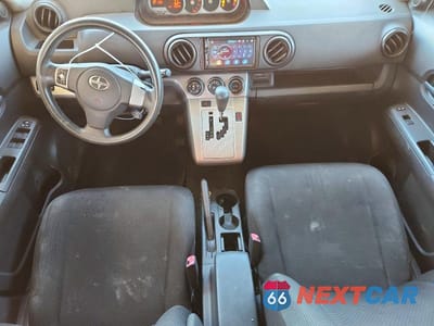 Zdjęcie 8 z 12 samochodu: 2008 TOYOTA SCION XB VIN:JTLKE50E581002663 - miniatura