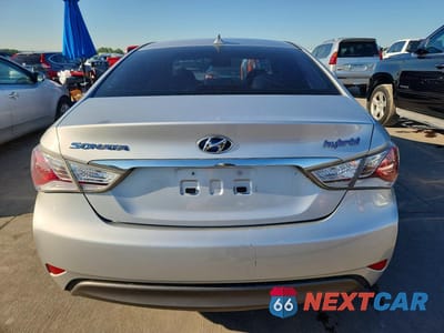 Zdjęcie 6 z 12 samochodu: 2012 HYUNDAI SONATA HYBRID VIN:KMHEC4A45CA031244 - miniatura