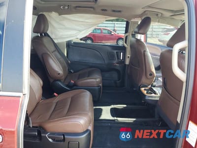 Zdjęcie 11 z 13 samochodu: 2015 TOYOTA SIENNA LIMITED 7-PASSENGER VIN:5TDYK3DC6FS639055 - miniatura