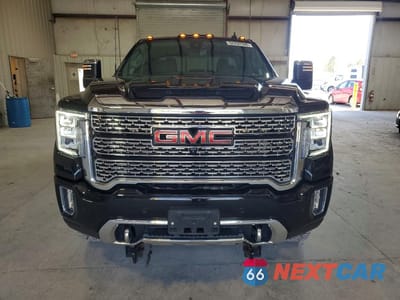 Piąte zdjęcie samochodu w środku: 2022 GMC SIERRA K2500 DENALI VIN:1GT49RE71NF313077 - miniatura