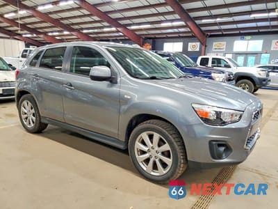 Czwarte zdjęcie samochodu z boku: 2015 MITSUBISHI OUTLANDER SPORT ES VIN:4A4AP3AU2FE019737 - miniatura
