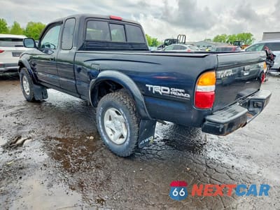 Drugie zdjęcie samochodu z przodu: 2002 TOYOTA TACOMA XTRACAB VIN:5TEWN72N72Z065587 - miniatura