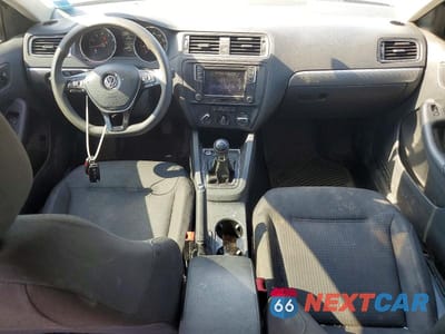Zdjęcie 8 z 13 samochodu: 2016 VOLKSWAGEN JETTA SE VIN:3VWB67AJ9GM413904 - miniatura