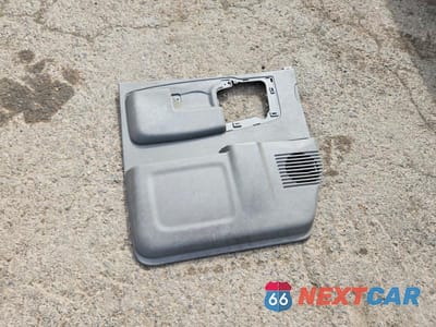 Zdjęcie 13 z 14 samochodu: 2017 CHEVROLET EXPRESS 2500 PRISONER TRANSPORT VAN VIN:1GCWGAFG0H1338830 - miniatura