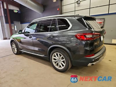 Drugie zdjęcie samochodu z przodu: 2020 BMW X5 XDRIVE40I VIN:5UXCR6C00L9B47020 - miniatura