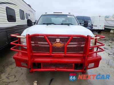 Piąte zdjęcie samochodu w środku: 2013 CHEV SILVERADO VIN:1GB4KZC8XDF199003 - miniatura