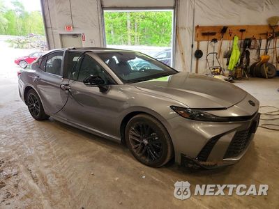 Czwarte zdjęcie samochodu z boku: 2025 TOYOTA CAMRY SE VIN:4T1DBADK0SU526455 - miniatura