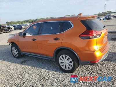 Drugie zdjęcie samochodu z przodu: 2017 NISSAN ROGUE S VIN:5N1AT2MT1HC832920 - miniatura