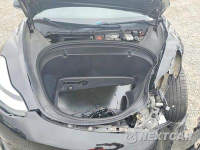 Zdjęcie 11 z 12 samochodu: 2018 TESLA MODEL 3 VIN:5YJ3E1EBXJF187670 - miniatura