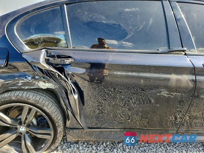 Zdjęcie 10 z 12 samochodu: 2016 BMW 750 XI VIN:WBA7F2C58GG415971 - miniatura