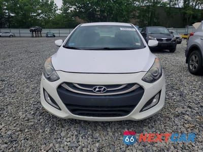 Piąte zdjęcie samochodu w środku: 2014 HYUNDAI ELANTRA GT BASE VIN:KMHD35LH8EU235040 - miniatura