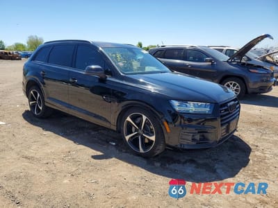 Czwarte zdjęcie samochodu z boku: 2019 AUDI Q7 PRESTIGE VIN:WA1VAAF75KD018156 - miniatura