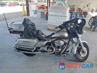 2003 HARLEY-DAVIDSON FLHTCUI ANNIVERSARY 1HD1FCW473Y636028 - główne zdjęcie licytacji z USA - miniatura