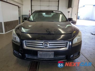 Piąte zdjęcie samochodu w środku: 2012 NISSAN MAXIMA 3.5 S VIN:1N4AA5AP0CC823014 - miniatura